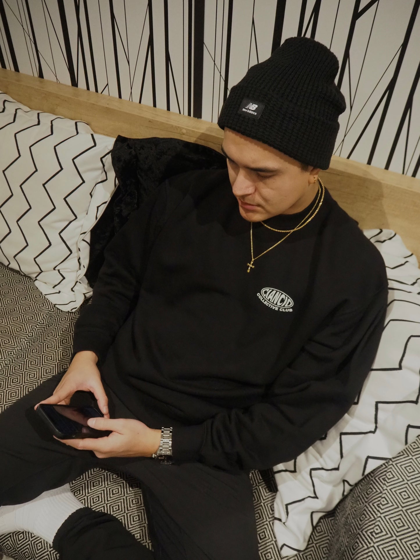 Bubble Crew Neck Sweat | Black