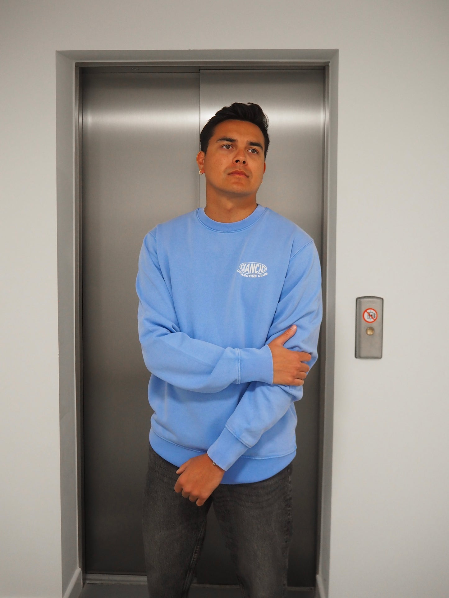 Vintage Swimmer Blue Bubble Sweatshirt